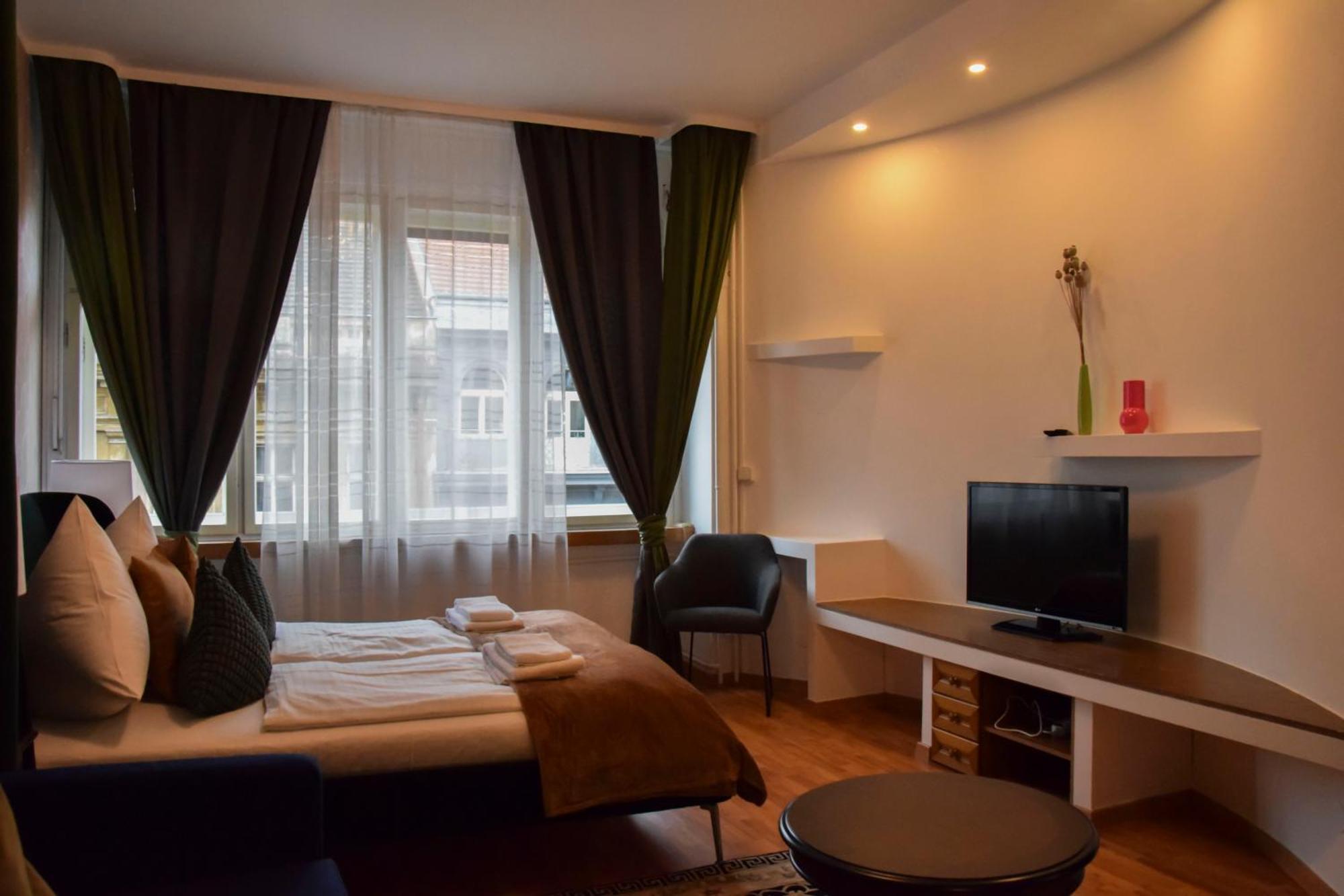 Main Prague Square Apartments Sauna And Fireplace エクステリア 写真